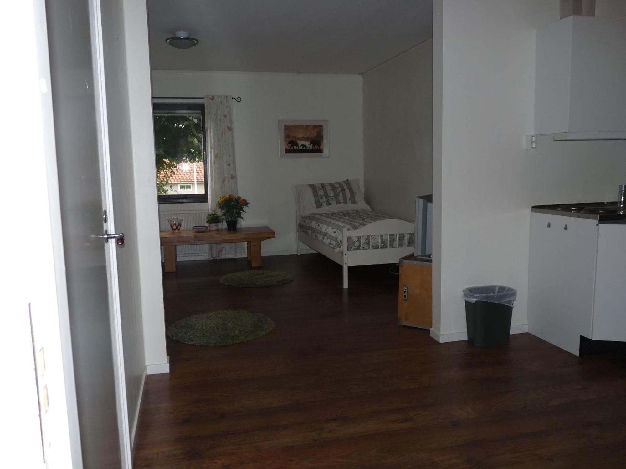 Ekhult Apartments - Ground Floor - Garden And Lake View Ulricehamn Oda fotoğraf