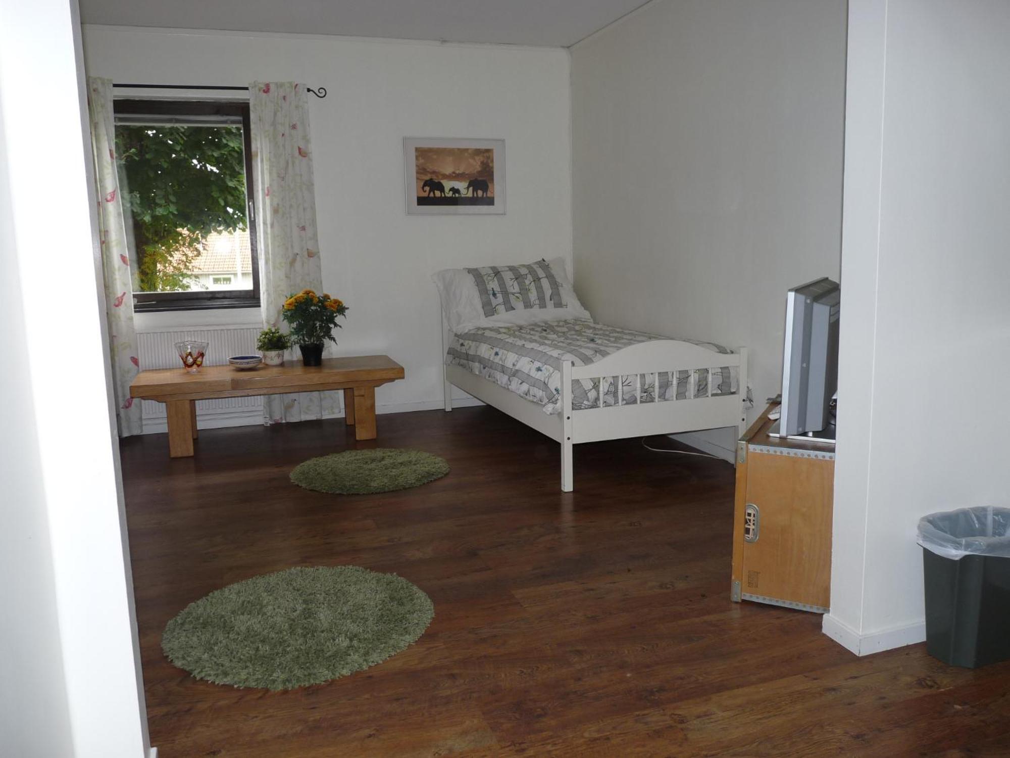 Ekhult Apartments - Ground Floor - Garden And Lake View Ulricehamn Oda fotoğraf